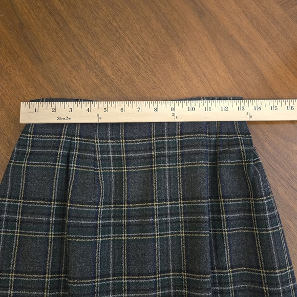 David N Grey & White Wool Plaid Woman's Suit Size 8 - Picture 10 of 10